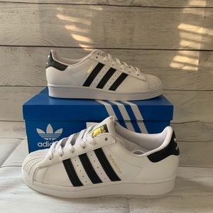 Adidas Superstar